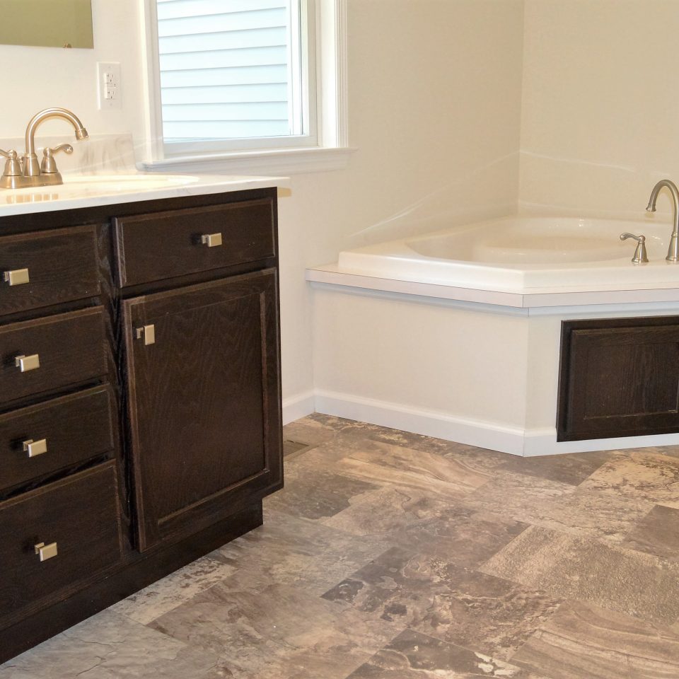 Pennsylvania Style Home Bathroom